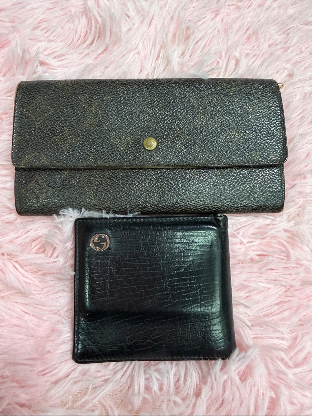 Designer Black Leather Wallet and Brown Monogram Wallet Set & Gucci wallet